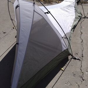Sierra. Design. Lite Year Tent  One. Person Green and White